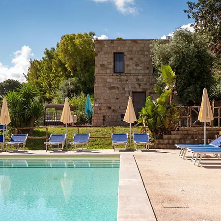 Cefalhome - Magara * Cefalu