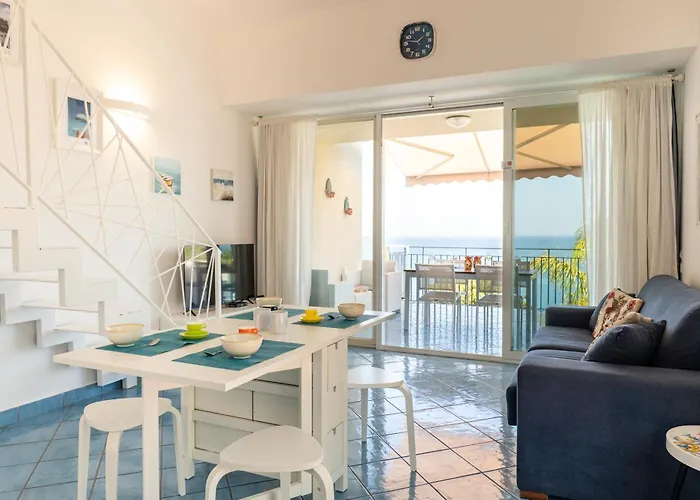 Cefalhome - Magara Cefalu